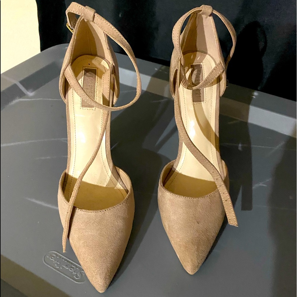 Tan chunky heel